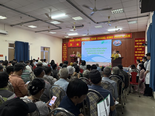 Câu lạc bộ bệnh nhân Bệnh thận mạn, lọc máu và đái tháo đường – Không gian chia sẻ, kết nối và cùng nhau vượt qua bệnh tật- Ảnh 1. Câu lạc bộ bệnh nhân Bệnh thận mạn, lọc máu và đái tháo đường – Không gian chia sẻ, kết nối và cùng nhau vượt qua bệnh tật- Ảnh 1.