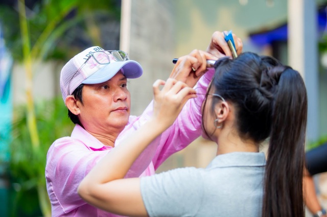 "Tôi tủi thân khi thấy Việt Hương, Tiết Cương nổi tiếng"- Ảnh 1. "Tôi tủi thân khi thấy Việt Hương, Tiết Cương nổi tiếng"- Ảnh 1.