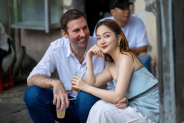 Nơi ai cũng sợ đến nhưng lại "cứu sống" Lan Phương: Phụ nữ khôn ngoan không giữ hôn nhân bằng nước mắt!- Ảnh 1.