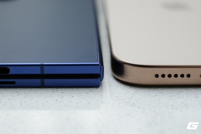 Galaxy Z Fold7 đang làm điều mà iPhone 16 Pro Max không dám: Đổi hình thái, giữ nguyên trải nghiệm- Ảnh 4. bong da truc tiep xoi lac Z Fold7 đang làm điều mà iPhone 16 Pro Max không dám: Đổi hình thái, giữ nguyên trải nghiệm- Ảnh 4.