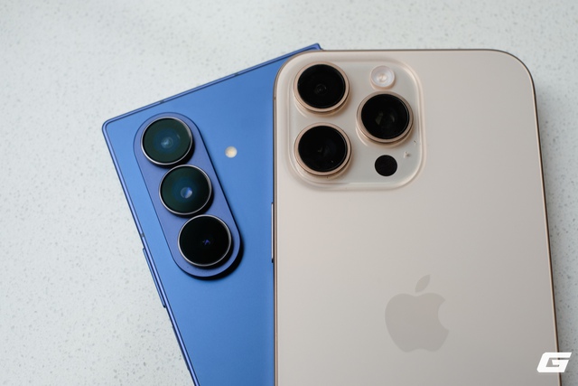 Galaxy Z Fold7 đang làm điều mà iPhone 16 Pro Max không dám: Đổi hình thái, giữ nguyên trải nghiệm- Ảnh 12. bong da truc tiep xoi lac Z Fold7 đang làm điều mà iPhone 16 Pro Max không dám: Đổi hình thái, giữ nguyên trải nghiệm- Ảnh 12.