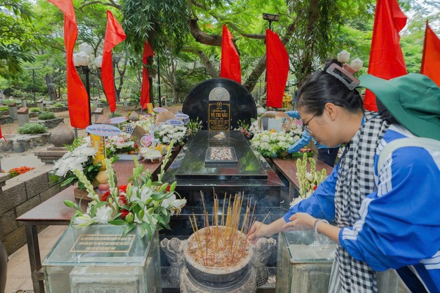 Côn Đảo – Bản hùng ca bất diệt trong lòng tuổi trẻ thành phố Hồ Chí Minh- Ảnh 3. Côn Đảo – Bản hùng ca bất diệt trong lòng tuổi trẻ thành phố Hồ Chí Minh- Ảnh 3.