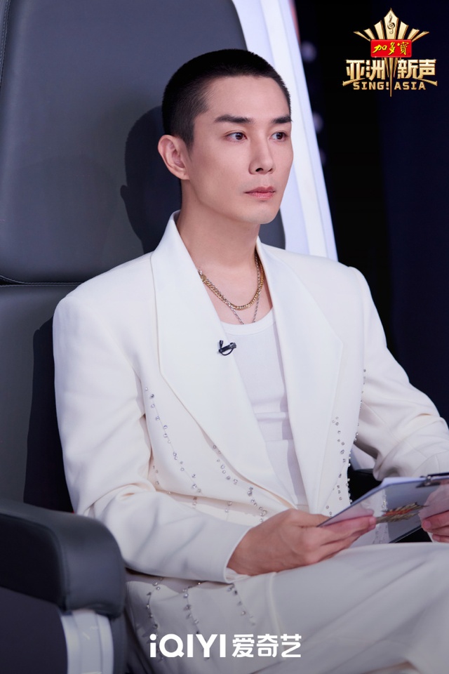 2 tháng Phương Mỹ Chi gây sốt tại show Trung Quốc: Liên tục nghi bị chèn ép và cái kết gây bức xúc!- Ảnh 14. 2 tháng Phương Mỹ lich tuong thuat truc tiep bong da hom nay gây sốt tại show Trung Quốc: Liên tục nghi bị chèn ép và cái kết gây bức xúc!- Ảnh 14.