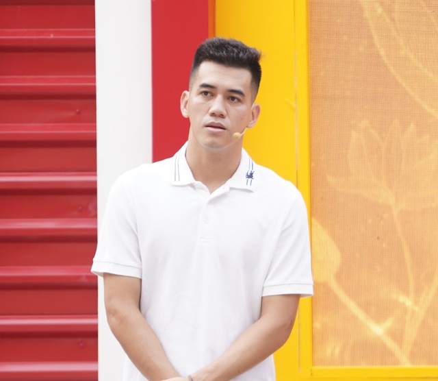 Nam tuyển thủ quốc gia sau 8 năm mới được gặp mẹ, âm thầm chuyển khoản cho nhiều người - Ảnh 1. Nam tuyển thủ quốc gia sau 8 năm mới được gặp mẹ, âm thầm chuyển khoản cho nhiều người - Ảnh 1.