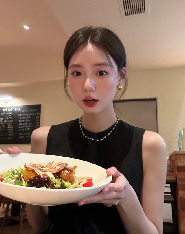 Thay đổi cách ăn trưa, nàng công sở giảm ngay vài centimet eo- Ảnh 1.