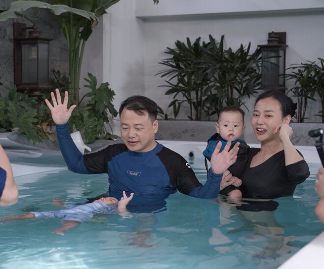Giàu cỡ Shark Bình vẫn sẵn sàng ở nhà trông con cho bà xã Phương Oanh yên tâm đi quay phim- Ảnh 3. Giàu cỡ Shark Bình vẫn sẵn sàng ở nhà trông con cho bà xã Phương Oanh yên tâm đi quay phim- Ảnh 3.
