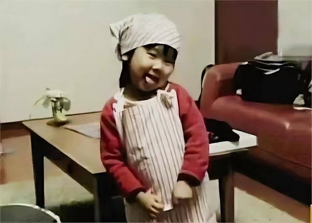 Mẹ ung thư &eacute;p con g&aacute;i 4 tuổi học nấu ăn, 17 năm sau, cuộc sống của c&ocirc; b&eacute; giờ ra sao?- Ảnh 5.