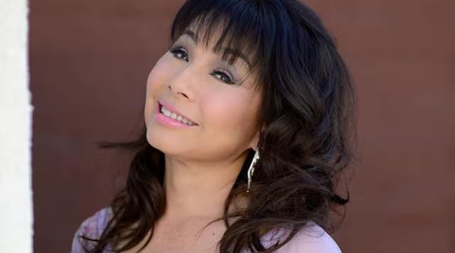 Nữ danh ca mấy chục năm kh&ocirc;ng ăn cơm, độc th&acirc;n 30 năm, U80 vẫn trẻ đẹp, gi&agrave;u c&oacute;- Ảnh 2.