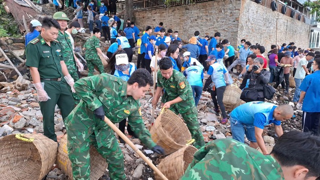 Đồn Biên phòng Bến Đá chung tay làm sạch biển Vũng Tàu - Ảnh 1. Đồn Biên phòng Bến Đá chung tay làm sạch biển Vũng Tàu - Ảnh 1.
