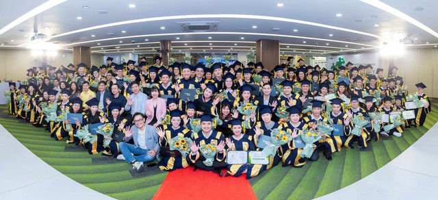 Chương trình khẳng định định hướng chiến lược của Amway trong việc xây dựng một cộng đồng khỏe mạnh và bền vững. Chương trình khẳng định định hướng chiến lược của Amway trong việc xây dựng một cộng đồng khỏe mạnh và bền vững.