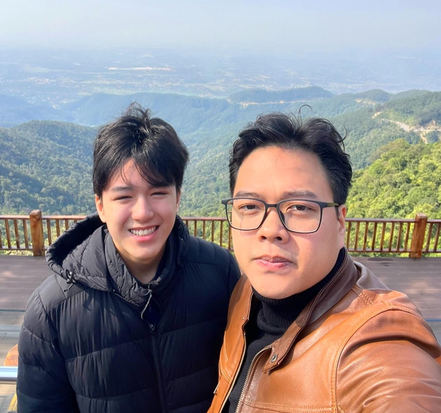 Em trai b&iacute; ẩn của Hằng T&uacute;i bất ngờ lộ diện, mới 15 tuổi đ&atilde; đẹp trai như nam thần- Ảnh 6.