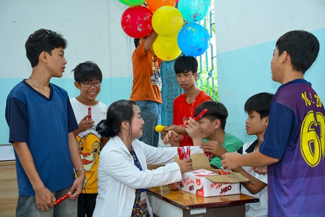 Chăm sóc dinh dưỡng cho trẻ mồ côi: Lan tỏa yêu thương từ hành đồng thiết thực- Ảnh 4.