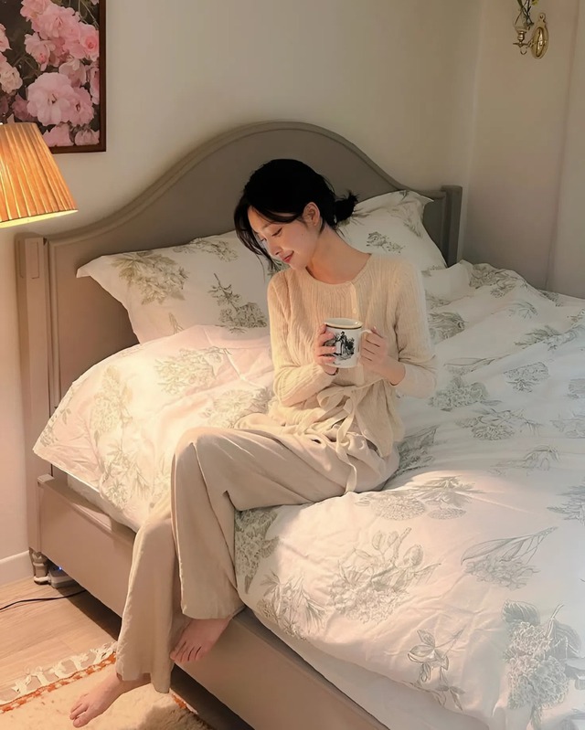6 công thức nước uống buổi tối giúp ngủ ngon lại âm thầm đốt mỡ khi nghỉ ngơi- Ảnh 1.