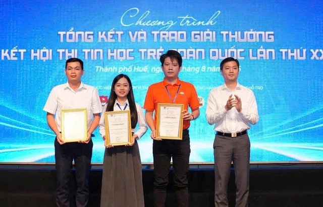 Hội thi Tin học trẻ toàn quốc năm 2025: Hà Nội nhất toàn đoàn, Tp.Hồ Chí Minh đạt 31 giải- Ảnh 3. Hội thi Tin học trẻ toàn quốc năm 2025: Hà Nội nhất toàn đoàn, Tp.Hồ Chí Minh đạt 31 giải- Ảnh 3.