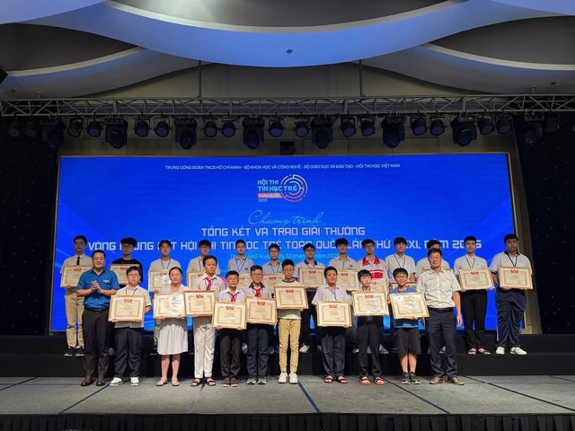 Hội thi Tin học trẻ toàn quốc năm 2025: Hà Nội nhất toàn đoàn, Tp.Hồ Chí Minh đạt 31 giải- Ảnh 4. Hội thi Tin học trẻ toàn quốc năm 2025: Hà Nội nhất toàn đoàn, Tp.Hồ Chí Minh đạt 31 giải- Ảnh 4.