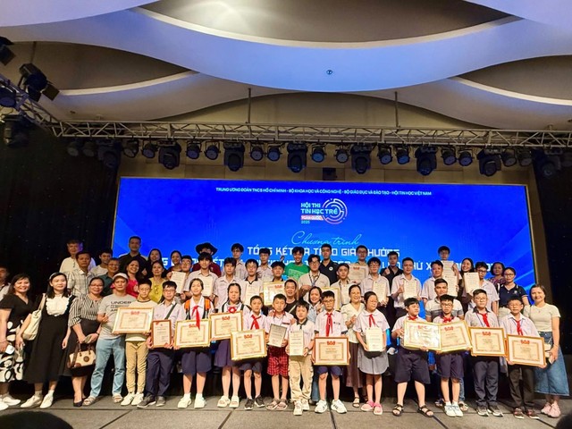 Hội thi Tin học trẻ toàn quốc năm 2025: Hà Nội nhất toàn đoàn, Tp.Hồ Chí Minh đạt 31 giải- Ảnh 5. Hội thi Tin học trẻ toàn quốc năm 2025: Hà Nội nhất toàn đoàn, Tp.Hồ Chí Minh đạt 31 giải- Ảnh 5.