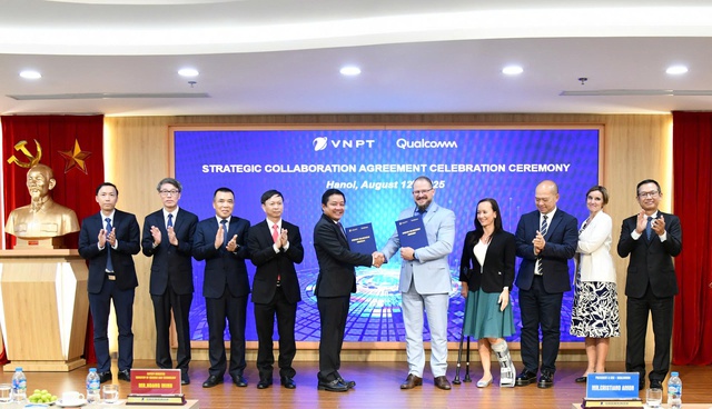 Tập đoàn 160 tỷ USD bắt tay VNPT: Doanh nghiệp Việt Nam dẫn dắt thiết kế gốc với đối tác toàn cầu- Ảnh 1. Tập đoàn 160 tỷ USD bắt tay VNPT: Doanh nghiệp Việt Nam dẫn dắt thiết kế gốc với đối tác toàn cầu- Ảnh 1.