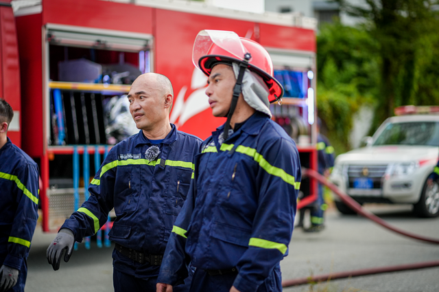 Tiến Luật: "Lúc đó chân tôi run dữ lắm"- Ảnh 2. Tiến Luật: "Lúc đó chân tôi run dữ lắm"- Ảnh 2.