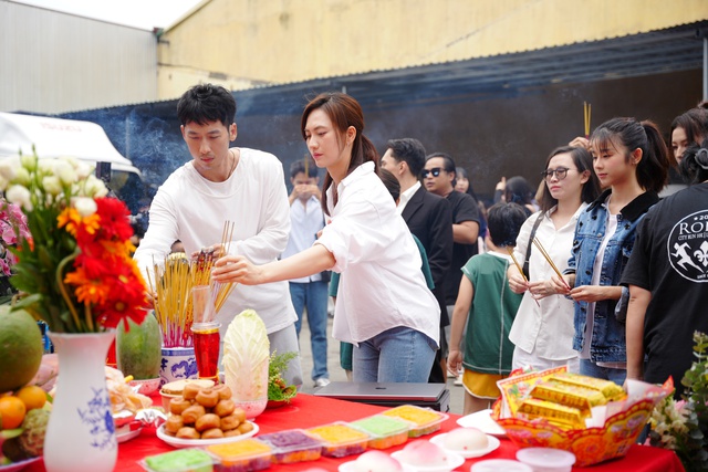 "Cặp đôi 500 tỷ" Tuấn Trần - Phương Anh Đào tái hợp- Ảnh 2. "Cặp đôi 500 tỷ" Tuấn Trần - Phương Anh Đào tái hợp- Ảnh 2.