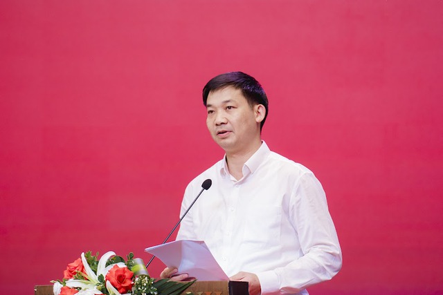 Đồng chí Nguyễn Văn Công, Phó Chủ tịch UBND tỉnh Quảng Ninh phát biểu tại chương trình.