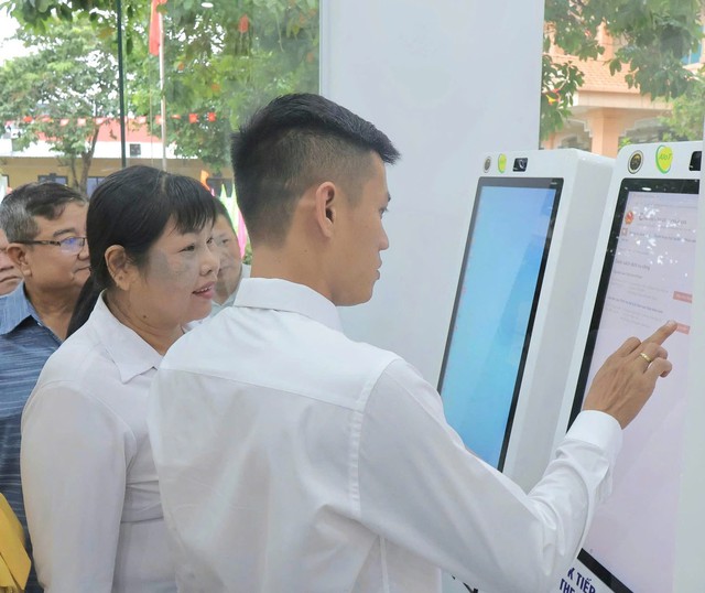 Kh&aacute;nh th&agrave;nh Trung t&acirc;m Phục vụ h&agrave;nh ch&iacute;nh c&ocirc;ng x&atilde; Củ Chi: N&acirc;ng cao chất lượng phục vụ, hướng tới ch&iacute;nh quyền th&acirc;n thiện- Ảnh 4.