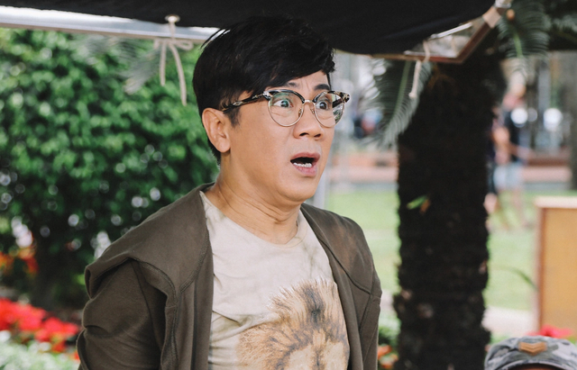 NSƯT Thành Lộc: "Tôi không dám về nhà, chạy xe giữa đường bật khóc"- Ảnh 2. NSƯT Thành Lộc: "Tôi không dám về nhà, chạy xe giữa đường bật khóc"- Ảnh 2.