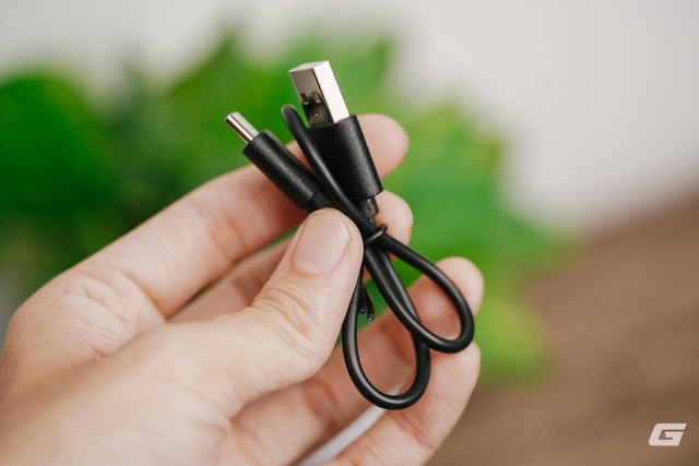 Trải nghiệm FIIL Atom: Tai nghe không dây với thiết kế mở từ hộp sạc cho tới tai đeo- Ảnh 3. Trải nghiệm FIIL Atom: Tai nghe không dây với thiết kế mở từ hộp sạc cho tới tai đeo- Ảnh 3.