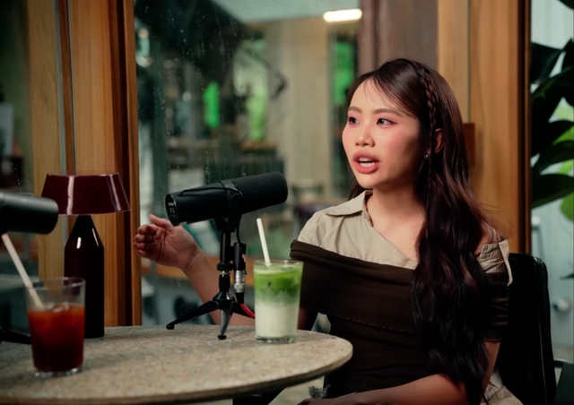 Phương Mỹ Chi: "Tôi sợ tới mức bật khóc, cầm mic năn nỉ khán giả đừng về"- Ảnh 1.
