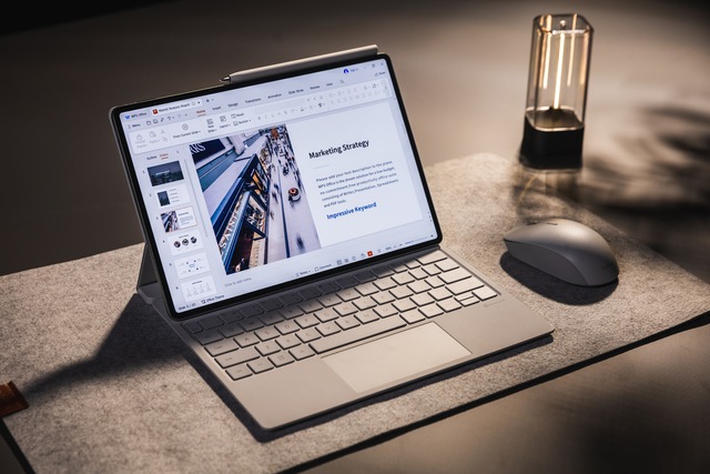 Huawei MatePad Pro 12.2 inch 2025: Khi máy tính bảng kiêm nhiệm 3 trong 1- Ảnh 1.