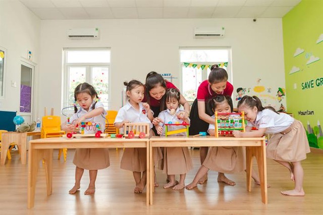 Bộ GDĐT hướng dẫn tháo gỡ khó khăn trong lĩnh vực giáo dục khi thực hiện chính quyền địa phương hai cấp- Ảnh 4.