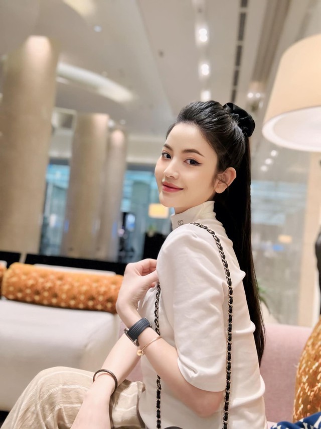 4 nàng WAGs Việt đình đám: Vừa xinh đẹp giỏi giang lại là 