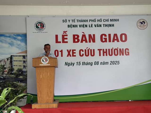 Tiên phong trong hợp tác chăm sóc sức khỏe tâm thần: Bệnh viện Lê Văn Thịnh bàn giao xe cứu thương hỗ trợ Trung tâm Điều dưỡng tâm thần Tân Định- Ảnh 2. Tiên phong trong hợp tác chăm sóc sức khỏe tâm thần: Bệnh viện Lê Văn Thịnh bàn giao xe cứu thương hỗ trợ Trung tâm Điều dưỡng tâm thần Tân Định- Ảnh 2.