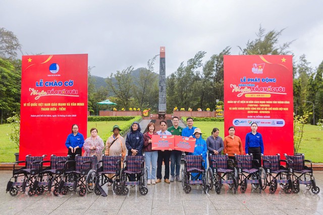 Lễ chào cờ và phát động hành trình “Tôi yêu Tổ quốc tôi” đợt 3 - năm 2025- Ảnh 5. Lễ chào cờ và phát động hành trình “Tôi yêu Tổ quốc tôi” đợt 3 - năm 2025- Ảnh 5.