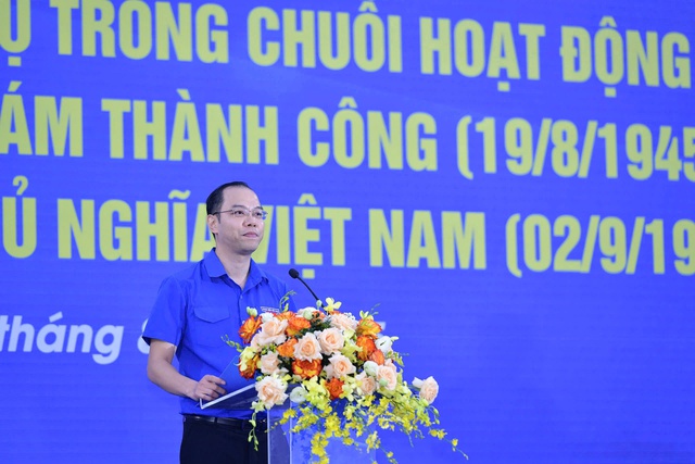 Đồng chí Nguyễn Tiến Hưng – Bí thư Thành đoàn Hà Nội phát biểu tại chương trình.