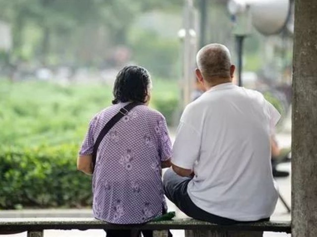 Sống đến 68 tuổi, tôi hiểu ra: 3 thứ tuyệt đối KHÔNG NÊN cho con cái nếu muốn gia đình hạnh phúc- Ảnh 1. Sống đến 68 tuổi, tôi hiểu ra: 3 thứ tuyệt đối KHÔNG NÊN cho con cái nếu muốn gia đình hạnh phúc- Ảnh 1.
