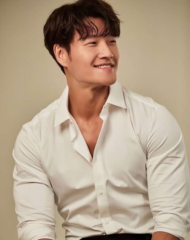 Danh t&iacute;nh vợ sắp cưới Kim Jong Kook: CEO c&ocirc;ng ty mỹ phẩm, khiến "th&aacute;nh ế" chi đậm 117 tỷ tậu biệt thự rước về dinh- Ảnh 3.