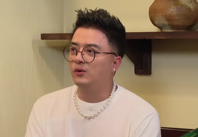 Nam ca sĩ Việt bị tàu hỏa tông, nói một điều kỳ lạ xảy ra- Ảnh 1.