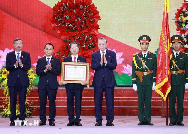 Sự đồng hành của nhân dân thành phố – cội nguồn sức mạnh của Đại hội đại biểu lần thứ XXIII Đảng bộ thành phố Đà Nẵng nhiệm kỳ 2025 - 2030- Ảnh 1. Sự đồng hành của nhân dân thành phố – cội nguồn sức mạnh của Đại hội đại biểu lần thứ XXIII Đảng bộ thành phố Đà Nẵng nhiệm kỳ 2025 - 2030- Ảnh 1.