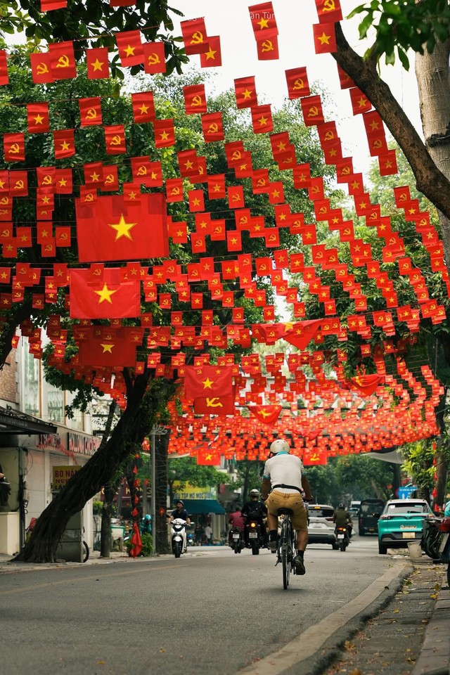 80 năm Cách mạng tháng Tám: Thiêng liêng lễ Thượng cờ trên Quảng trường Ba Đình- Ảnh 5.