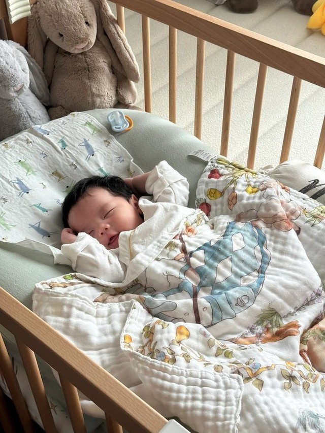 Dấu hiệu của 1 em bé đến để bù đắp, xoa dịu những tổn thương của bố mẹ- Ảnh 2. Dấu hiệu của 1 em bé đến để bù đắp, xoa dịu những tổn thương của bố mẹ- Ảnh 2.