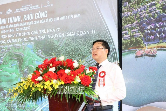 Đồng chí Đinh Quang Tuyên, Phó Bí thư Tỉnh ủy, Chủ tịch Ủy ban MTTQ tỉnh phát biểu tại Lễ khởi công. Đồng chí Đinh Quang Tuyên, Phó Bí thư Tỉnh ủy, Chủ tịch Ủy ban MTTQ tỉnh phát biểu tại Lễ khởi công.