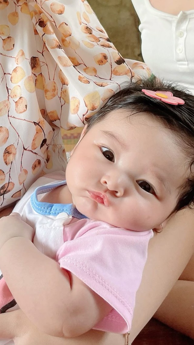 Dấu hiệu của 1 em bé đến để bù đắp, xoa dịu những tổn thương của bố mẹ- Ảnh 3. Dấu hiệu của 1 em bé đến để bù đắp, xoa dịu những tổn thương của bố mẹ- Ảnh 3.