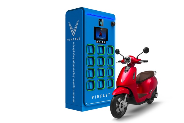 VinFast triển khai toàn quốc chính sách ưu đãi chuyển đổi xanh và mô hình đổi pin xe máy điện- Ảnh 2.
