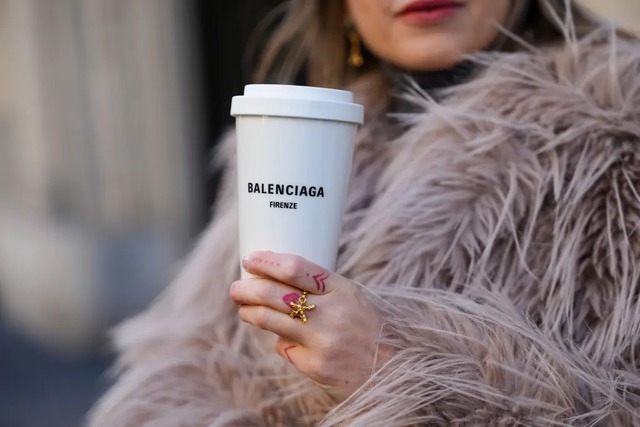 emy-venturini-drinks-coffee-cup-101503863-1755853566340571181894.jpg
