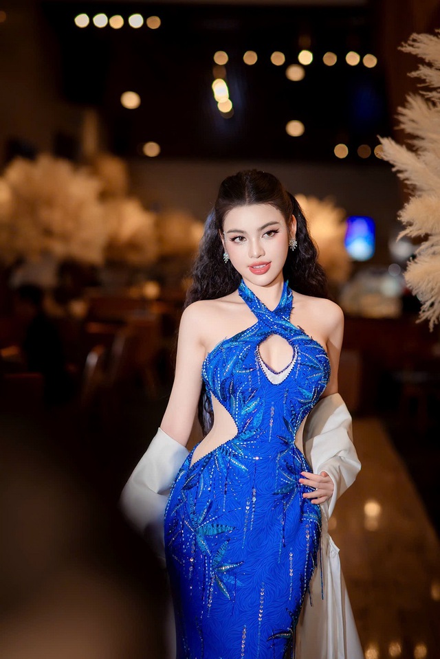 Hoa hậu Nguyễn Phương Anh diện đồ lộng lẫy, nổi bật tại sự kiện- Ảnh 9.