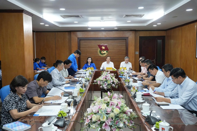 Cuộc thi chính luận góp phần lan tỏa, phát huy vai trò của đoàn viên, thanh niên trong tham gia bảo vệ nền tảng tư tưởng của Đảng- Ảnh 1. Cuộc thi chính luận góp phần lan tỏa, phát huy vai trò của đoàn viên, thanh niên trong tham gia bảo vệ nền tảng tư tưởng của Đảng- Ảnh 1.