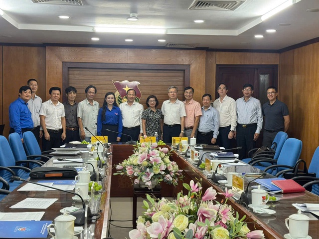Cuộc thi chính luận góp phần lan tỏa, phát huy vai trò của đoàn viên, thanh niên trong tham gia bảo vệ nền tảng tư tưởng của Đảng- Ảnh 5. Cuộc thi chính luận góp phần lan tỏa, phát huy vai trò của đoàn viên, thanh niên trong tham gia bảo vệ nền tảng tư tưởng của Đảng- Ảnh 5.