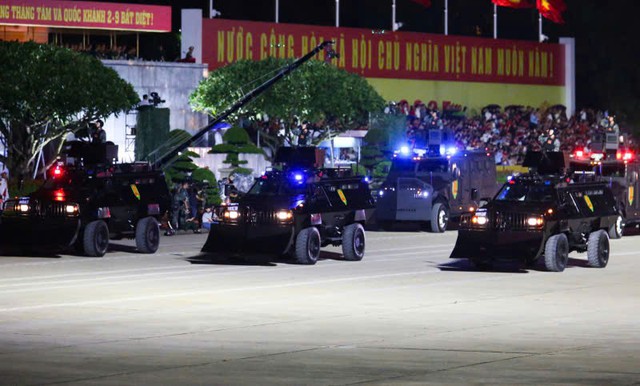 Tổng hợp luyện diễu binh, diễu hành A80 lần thứ 2- Ảnh 1.