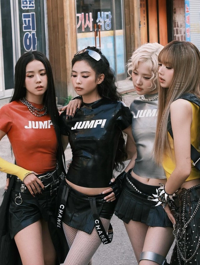 Bài hát đang làm thế giới đảo điên: Thống trị #1 Spotify 34 ngày, đưa nhóm nữ này lên vị trí BLACKPINK cũng không thể chạm tới- Ảnh 5.