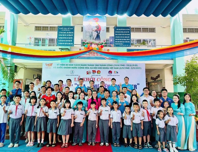 Bộ Chính trị ban hành Nghị quyết số 71-NQ/TW: Đột phá phát triển giáo dục và đào tạo – Nền tảng xây dựng nguồn nhân lực, kiến tạo tương lai đất nước- Ảnh 4.